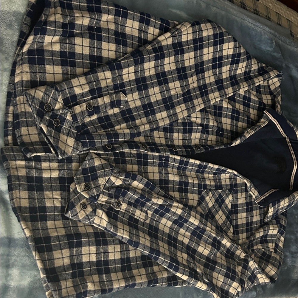 Nomad Navy and Cream Plaid Shirt, thermal insulation